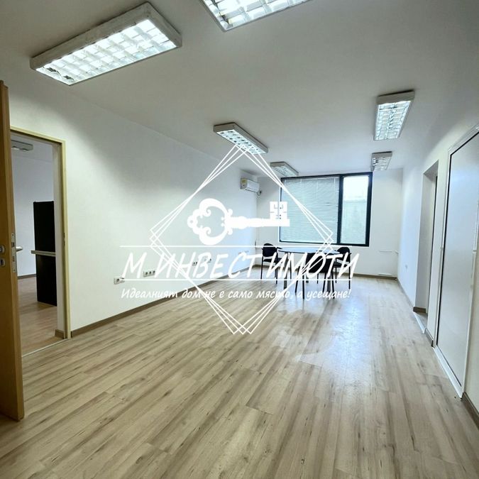 Снимка 348605008