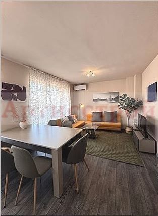 Снимка 348714268