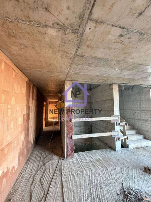 Снимка 348778912