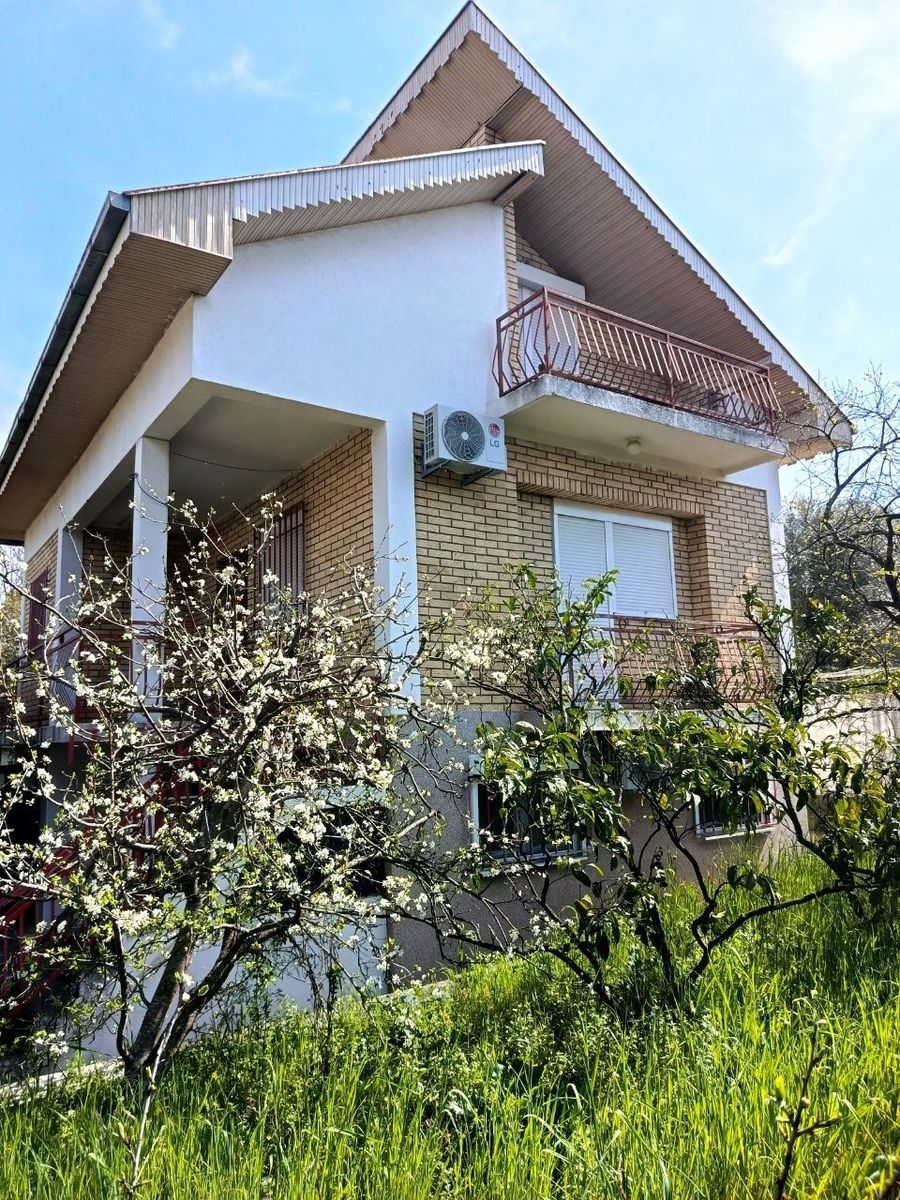 Residential Property in Dobra Voda (Bar)