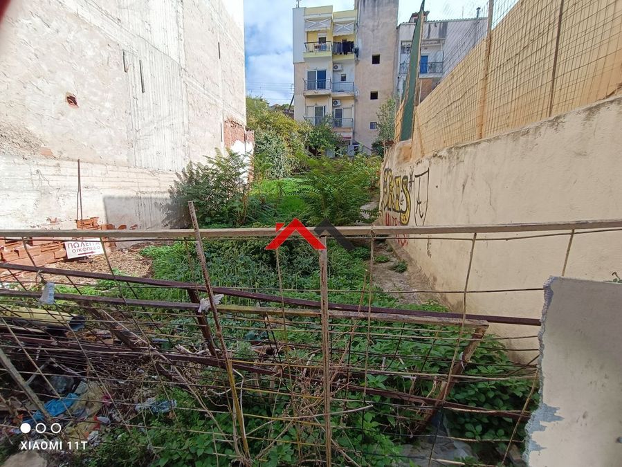 Photo 349109239