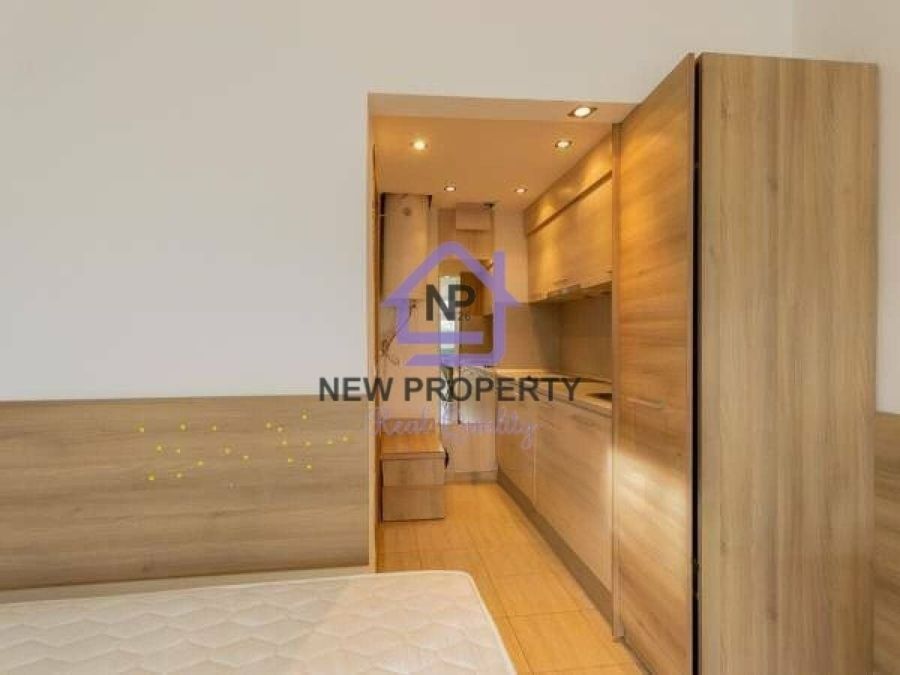 Снимка 349130539