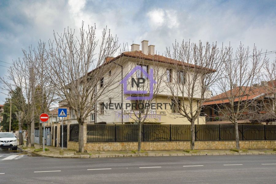 Снимка 349384576