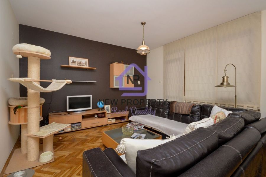 Снимка 349384579