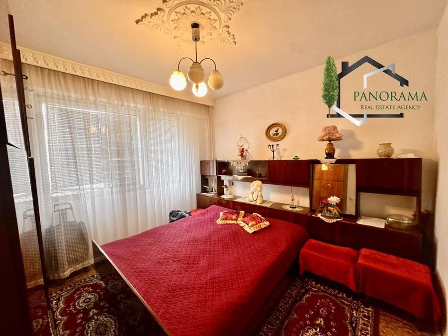 Снимка 349850116