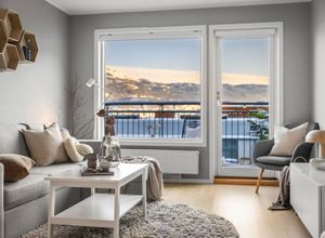 Снимка 349893274