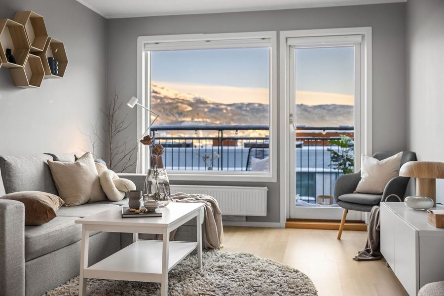 Снимка 349893274