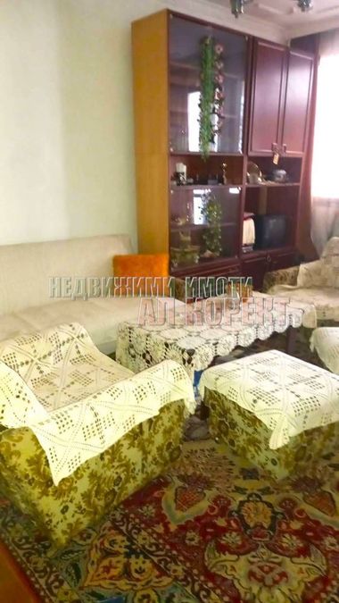 Снимка 350039056