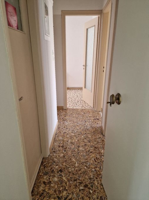 Photo 350092864