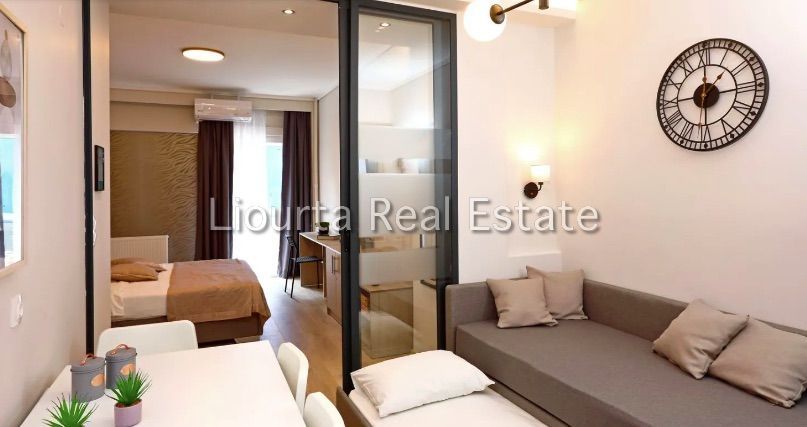 صورة فوتوغرافية 350331286