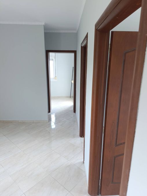 Photo 351157864