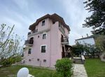 Photo 351172135