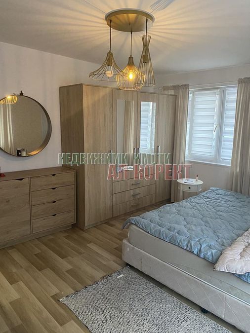 Снимка 351185875