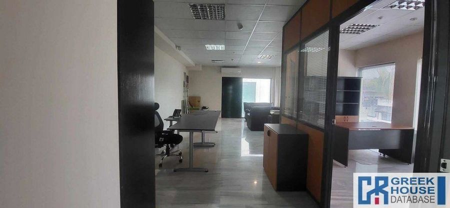 Photo 351474670
