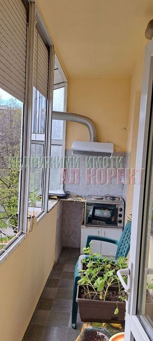 Снимка 351725200