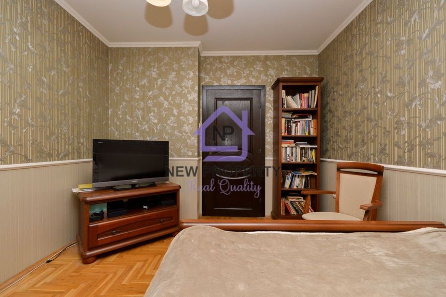 Снимка 351854026