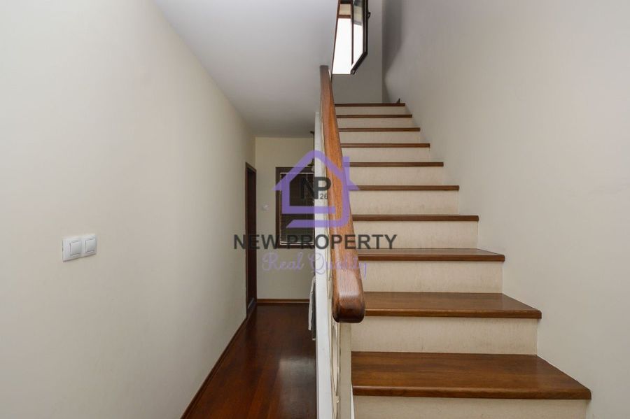 Снимка 351854029