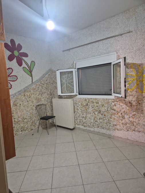 Photo 351941953