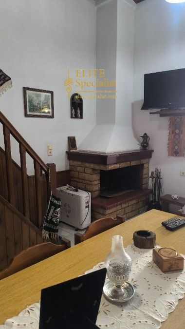 Photo 351948280
