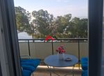 Photo 352178524