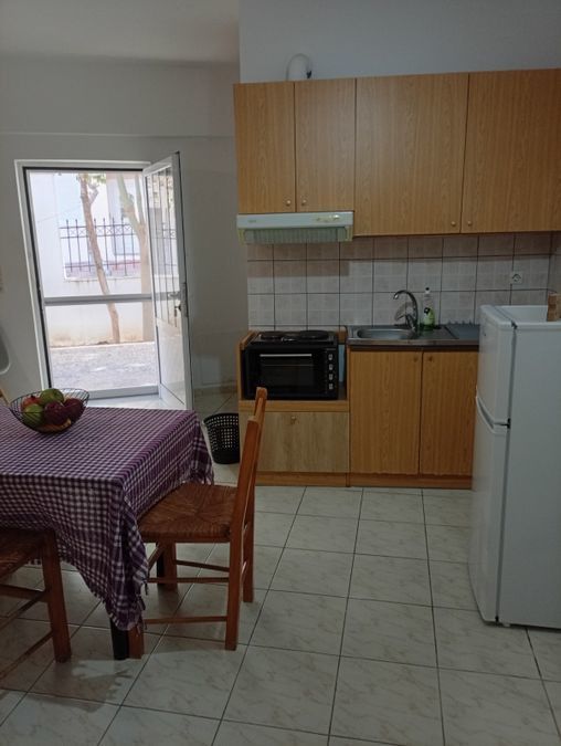 Photo 352204237