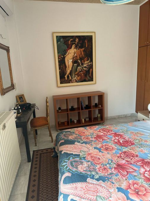 Photo 352319797