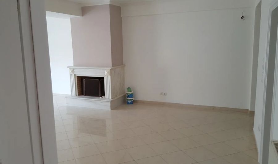 Photo 352400578
