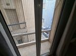 Photo 352407847