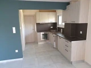 Photo 352520929