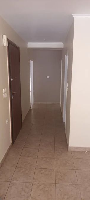 Photo 352521664