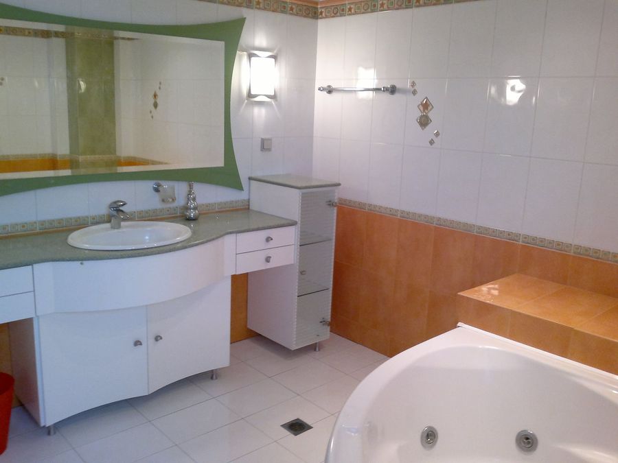 Photo 352555558