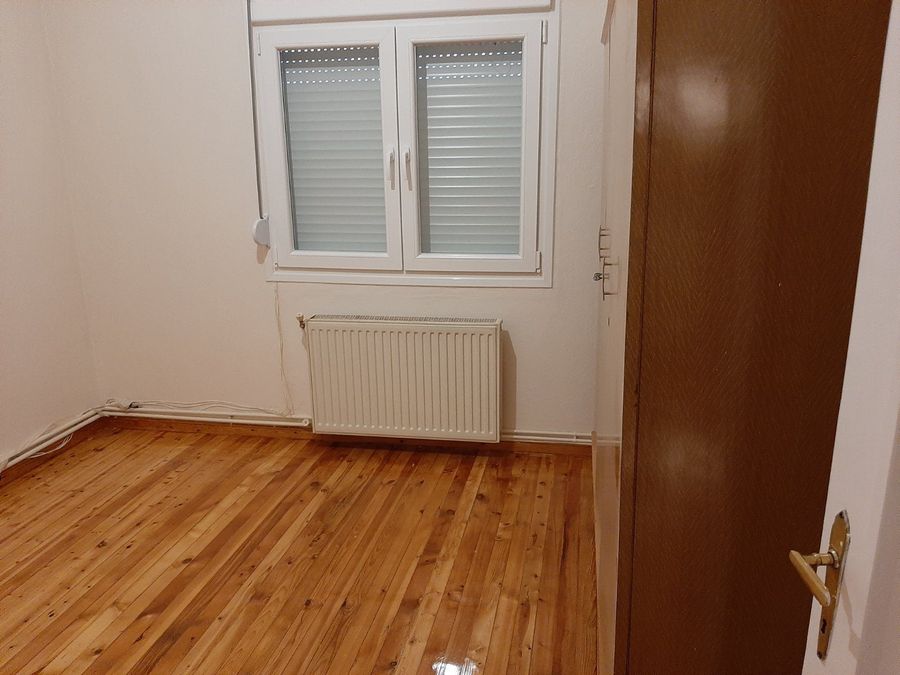 Photo 352653976
