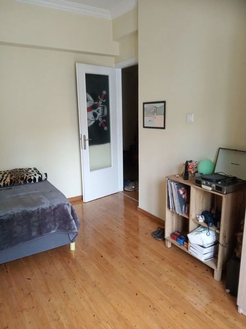 Photo 352827841