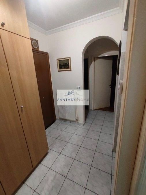 Photo 352880308