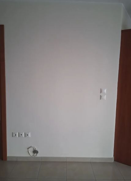 Photo 352986223