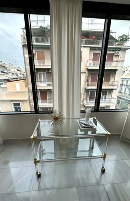 Photo 353072779