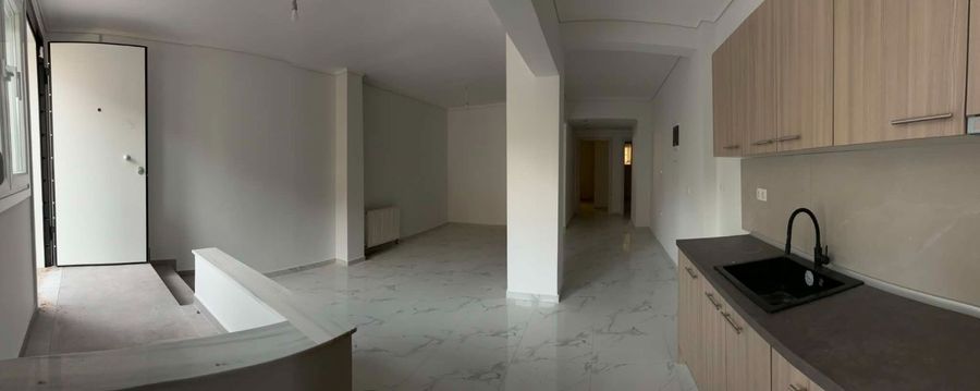 Photo 353086948