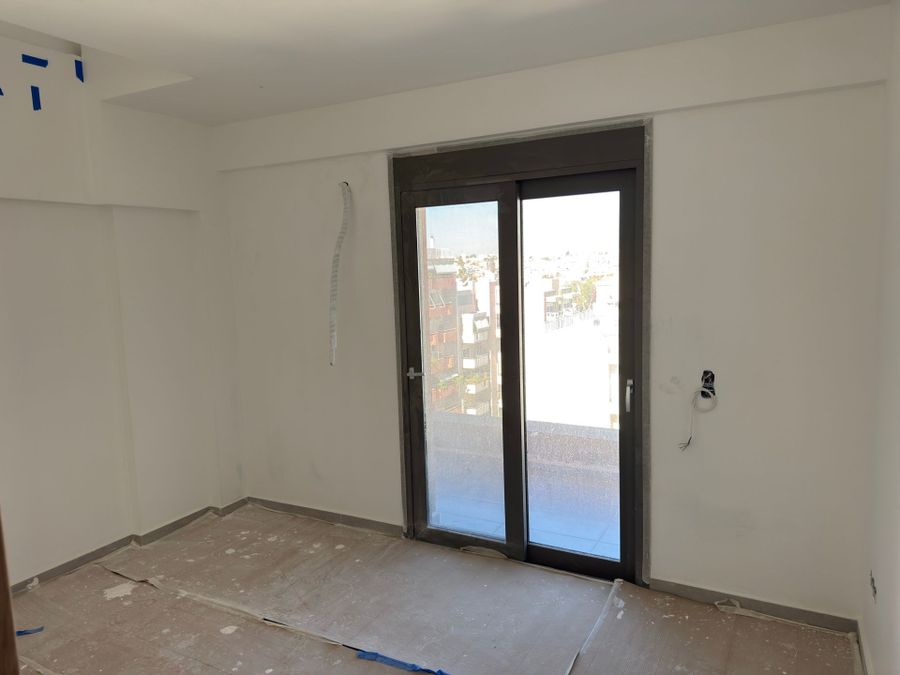 Photo 353290720