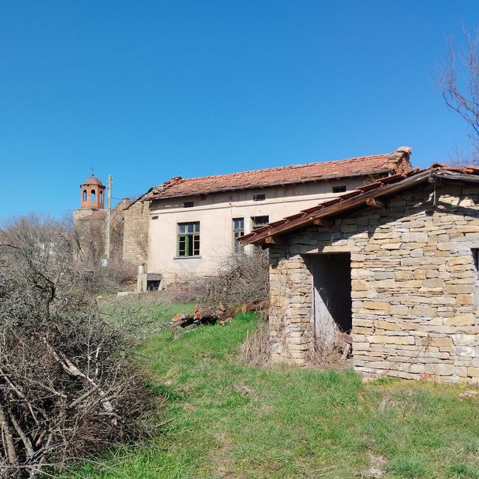Photo 353373070