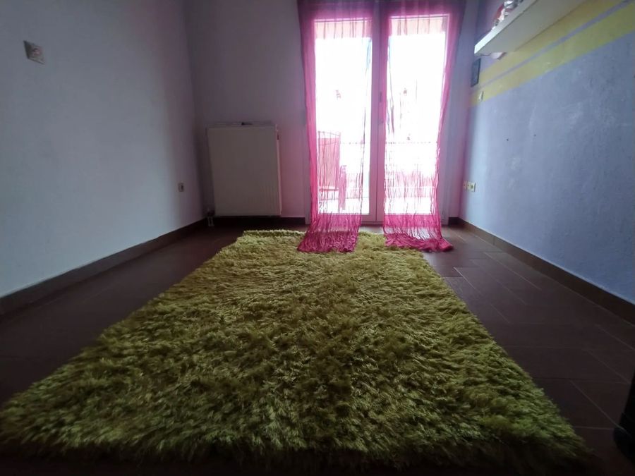 Photo 353473579