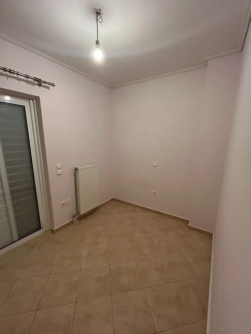 Photo 354327163
