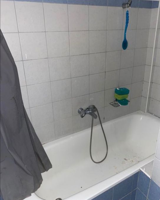 Photo 354794179
