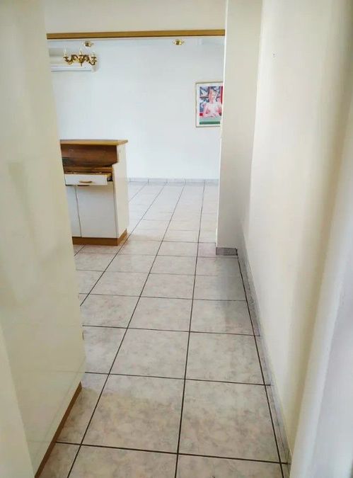 Photo 356205511