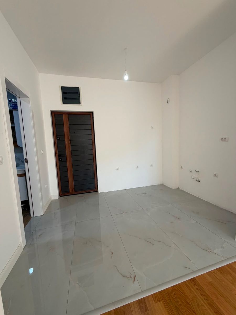 Spacious Apartment in Center (Bar) 2