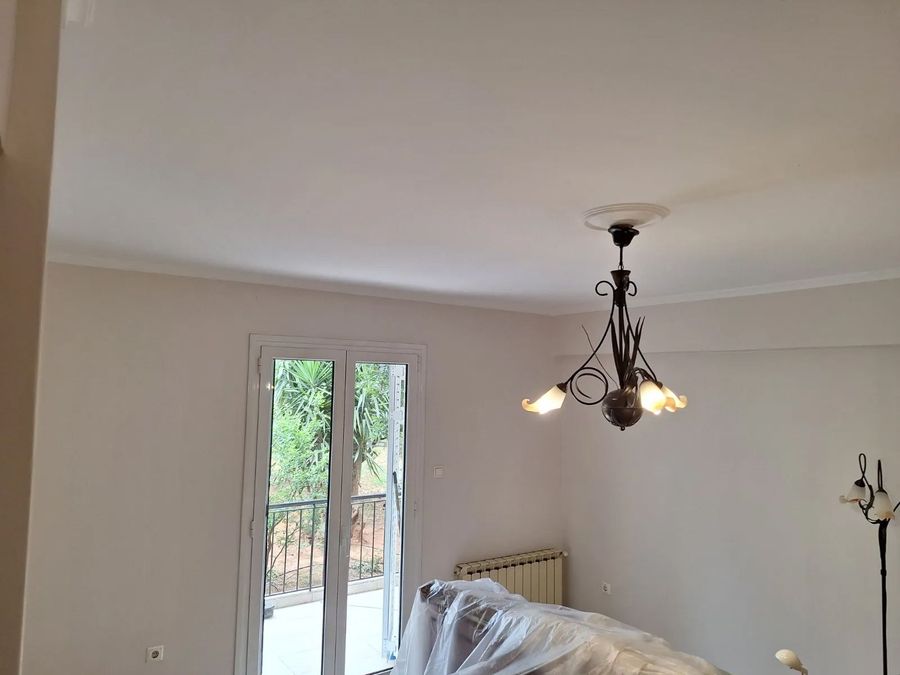 Photo 356427139