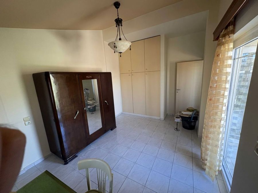 Photo 356567566
