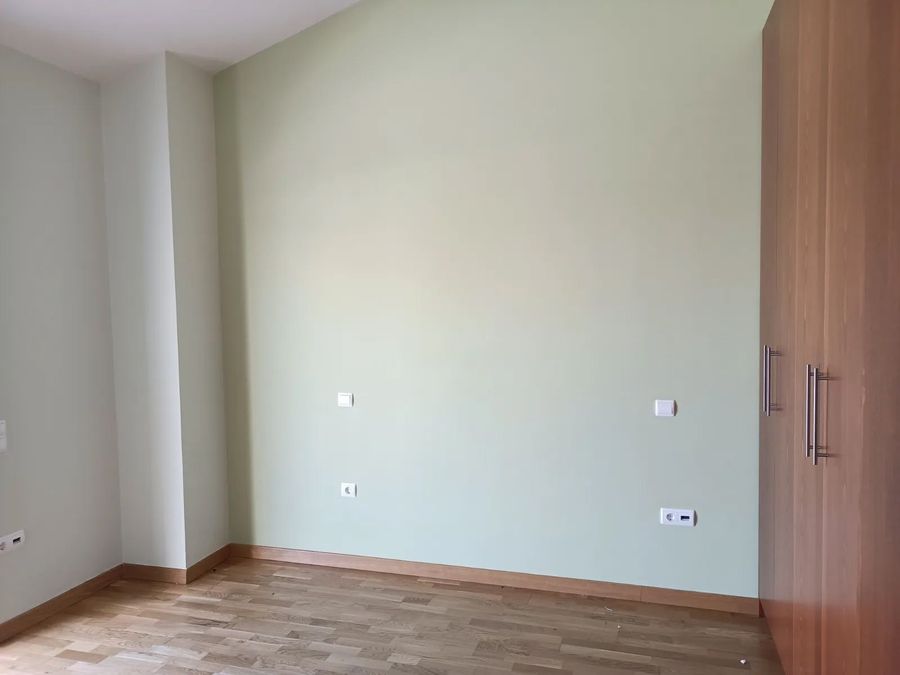 Photo 356708644