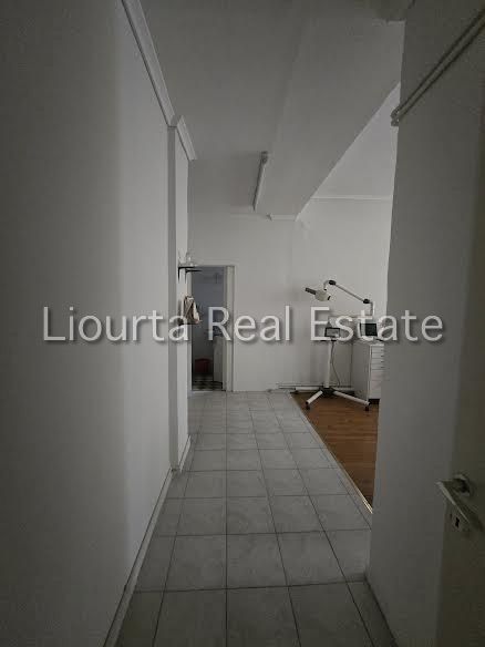 Photo 356924107