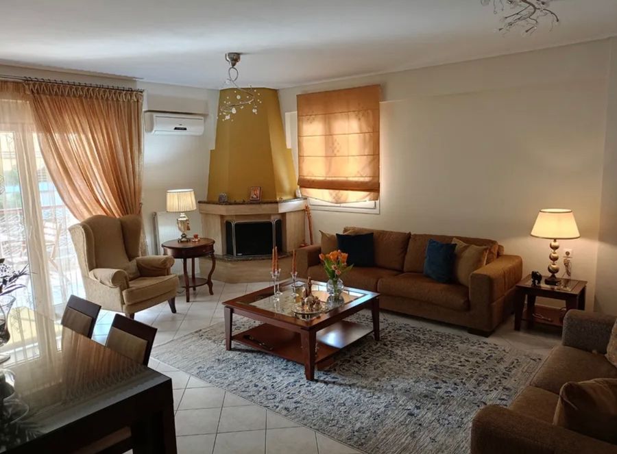 Photo 357461872