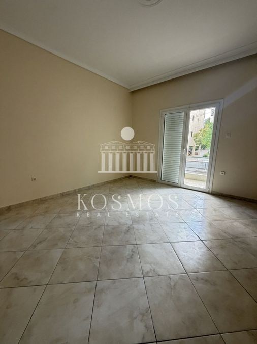 Photo 357819880